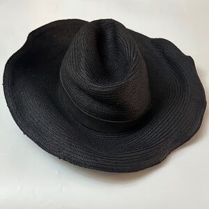 Elegant Black Wide-Brim Sun Hat with Leather Band